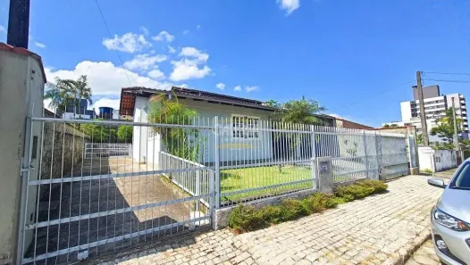 Casa com 4 Quartos à venda, 175m² no Costa e Silva, Joinville