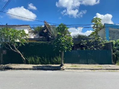 Casa com 3 Quartos para alugar, 153m² no Tamarineira, Recife
