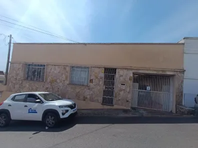 Casa com 4 Quartos à venda, 115m² no Centro, Ponta Grossa