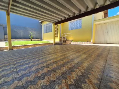 Casa com 3 Quartos para alugar, 151m² no Caxingui, São Paulo