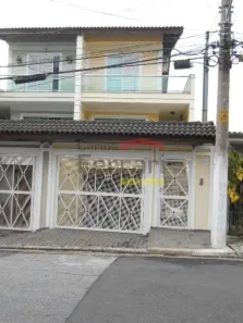 Sobrado com 3 Quartos à venda, 153m² no Vila Nivi, São Paulo