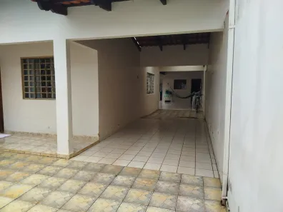 Casa com 3 Quartos à venda, 180m² no Alvorada, Anápolis