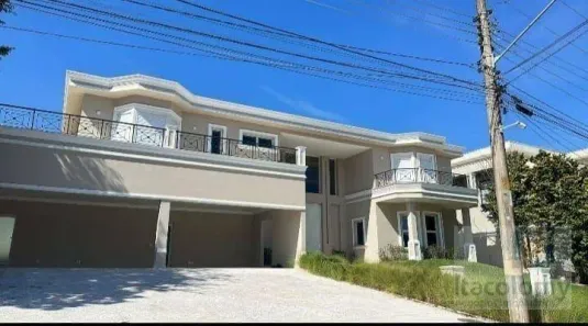 Casa de Condomínio com 5 Quartos para venda ou aluguel, 900m² no Tamboré, Santana de Parnaíba
