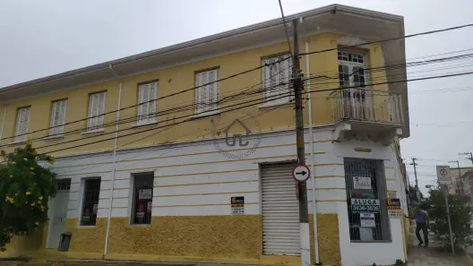 Imóvel Comercial com 2 Quartos para alugar, 685m² no Centro, Vinhedo