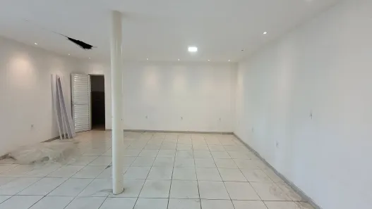 Ponto Comercial com 3 Quartos para alugar, 430m² no Lauritzen, Campina Grande