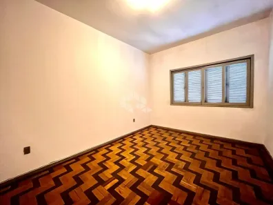 Casa com 2 Quartos à venda, 215m² no Jardim Itu, Porto Alegre