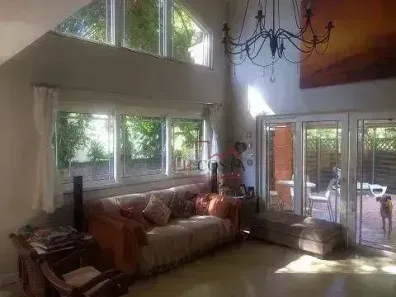 Casa com 4 Quartos à venda, 255m² no Pendotiba, Niterói