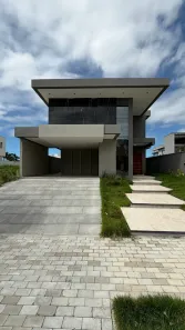 Casa de Condomínio com 4 Quartos para alugar, 210m² no Cidade Alpha, Eusébio