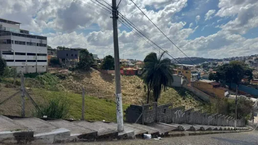 Lote/Terreno à venda, 4163m² no Palmeiras, Belo Horizonte