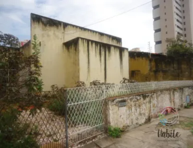 Casa com 1 Quarto para alugar, 400m² no Fátima, Fortaleza