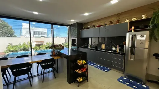 Casa de Condomínio com 3 Quartos à venda, 201m² no Gávea, Uberlândia