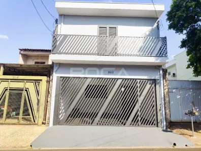 Sobrado com 3 Quartos à venda, 210m² no Jardim Bicão, São Carlos