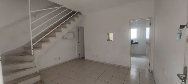 Casa de Condomínio com 2 Quartos à venda, 66m² no Parque São Vicente, São Vicente