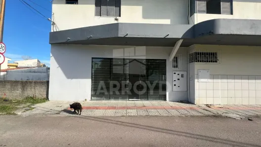 Sala Comercial à venda, 80m² no Oficinas, Tubarão