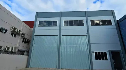 Galpão/Depósito/Armazém para alugar, 618m² no Pachecos, Palhoça