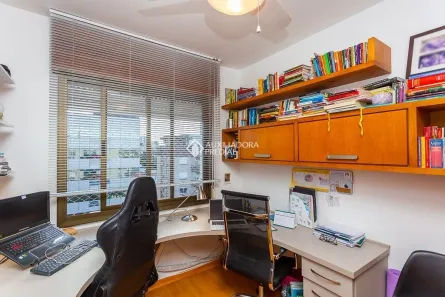 Apartamento com 2 Quartos à venda, 57m² no Chácara das Pedras, Porto Alegre