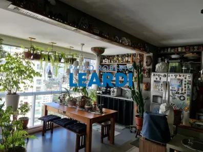 Apartamento com 2 Quartos à venda, 90m² no Vila Olímpia, São Paulo