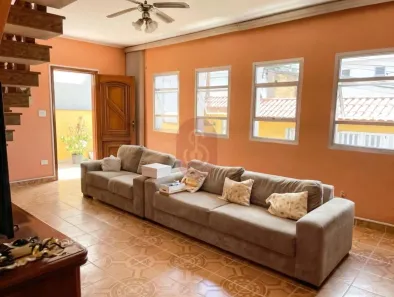 Casa com 4 Quartos para venda ou aluguel, 306m² no Vila Tolstoi, São Paulo
