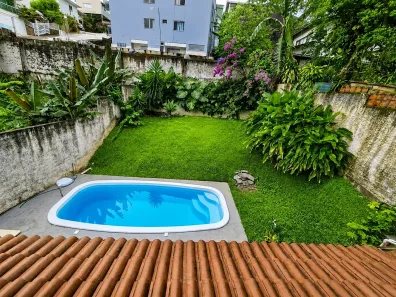 Casa com 4 Quartos à venda, 230m² no Cacupé, Florianópolis