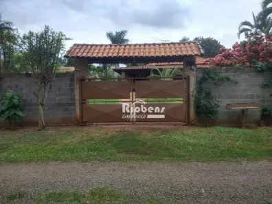 Fazenda/Sítio com 3 Quartos à venda, 350m² no Estância São Carlos, Guapiaçu