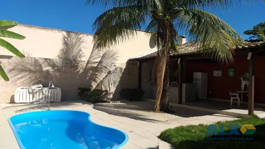 Casa com 3 Quartos para venda ou aluguel, 360m² no Itaipu, Niterói