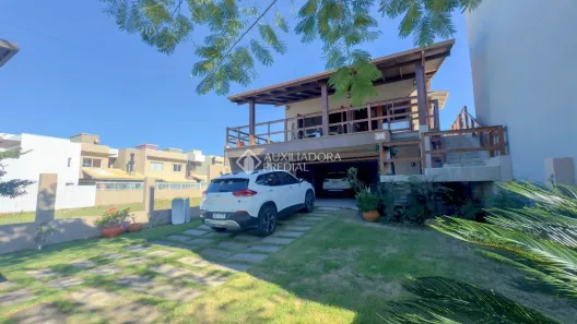 Casa com 3 Quartos à venda, 281m² no Ferraz, Garopaba