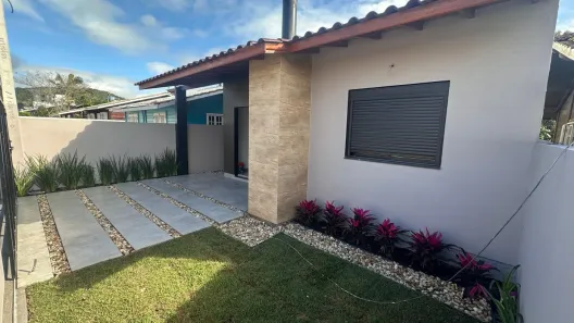 Casa com 2 Quartos à venda, 60m² no São João do Rio Vermelho, Florianópolis