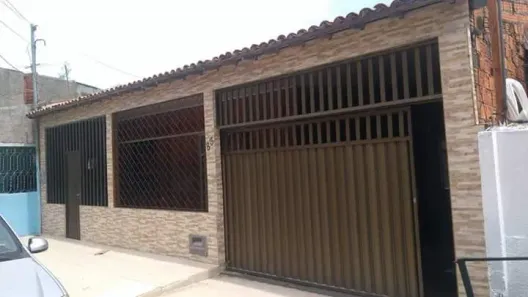 Casa com 3 Quartos à venda, 240m² no Aeroporto, Aracaju