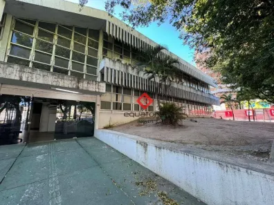 Prédio Comercial para alugar, 1839m² no José Bonifácio, Fortaleza