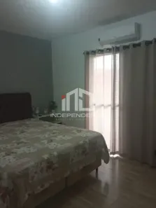 Sobrado com 3 Quartos à venda, 140m² no Residencial Santa Paula, Jacareí