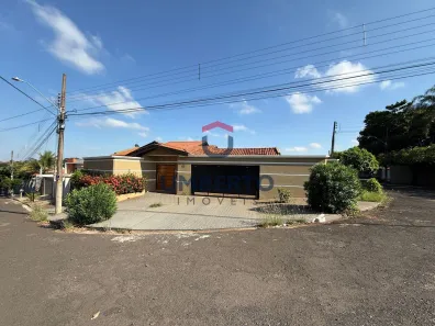 Casa com 3 Quartos para alugar, 314m² no Nova Ourinhos, Ourinhos