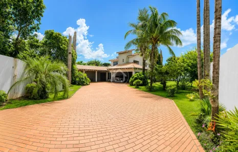 Sobrado com 3 Quartos à venda, 370m² no Vila Vilas Boas, Campo Grande