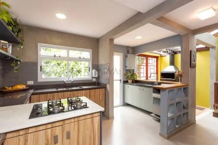 Casa com 3 Quartos à venda, 172m² no Pilarzinho, Curitiba