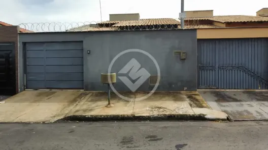 Casa com 3 Quartos à venda, 180m² no , Hidrolândia