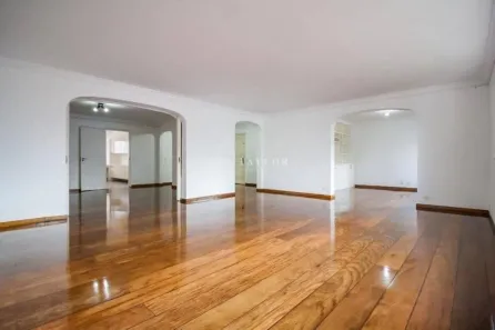 Apartamento com 3 Quartos para alugar, 240m² no Itaim Bibi, São Paulo