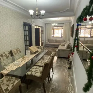 Sobrado com 3 Quartos à venda, 200m² no Boqueirão, Santos