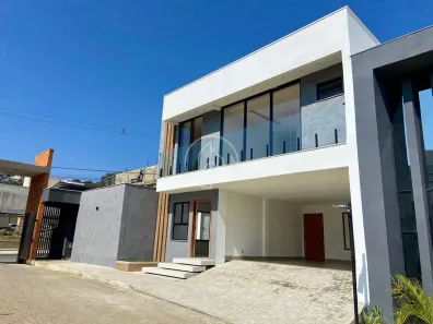 Casa com 3 Quartos à venda, 214m² no Vina Del Mar, Juiz de Fora