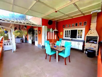 Casa com 3 Quartos para venda ou aluguel, 1238m² no Itaipava, Petrópolis