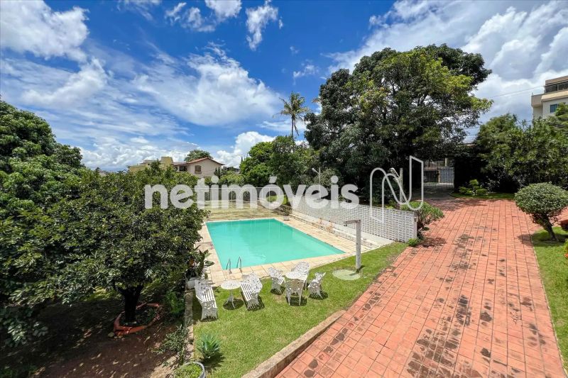 Casa com 5 quartos — Santa Amélia, Belo Horizonte