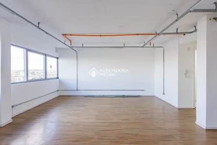 Sala Comercial com 1 Quarto à venda, 50m² no São Sebastião, Porto Alegre