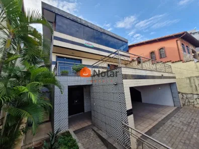Casa com 5 Quartos à venda, 374m² no Santa Cruz, Belo Horizonte