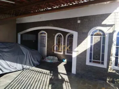 Sobrado com 4 Quartos à venda, 240m² no Conjunto Residencial Galo Branco, São José dos Campos