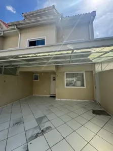 Sobrado com 3 Quartos à venda, 178m² no Novo Mundo, Curitiba