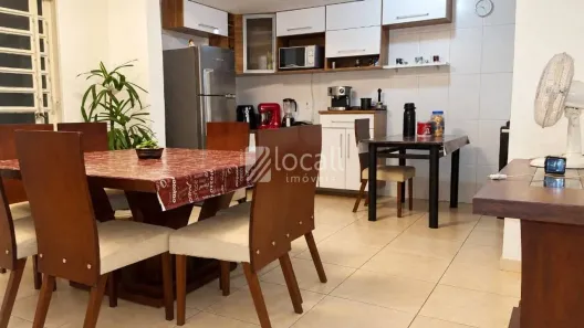 Casa com 3 Quartos à venda, 160m² no Jardim Santa Catarina, São José do Rio Preto