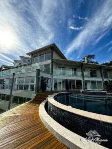 Casa de Condomínio com 4 Quartos à venda, 1228m² no Cacupé, Florianópolis