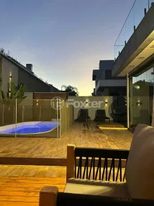 Casa com 3 Quartos à venda, 228m² no São Vicente, Gravataí