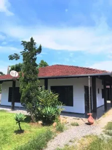 Casa com 3 Quartos à venda, 230m² no Vila Nova, Joinville