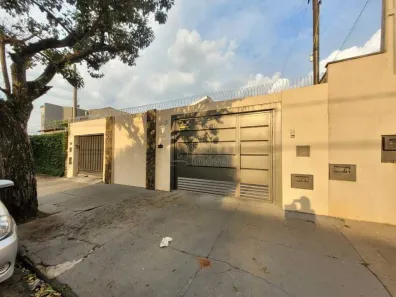 Casa com 2 Quartos à venda, 161m² no Jardim Floridiana (Vila Xavier), Araraquara