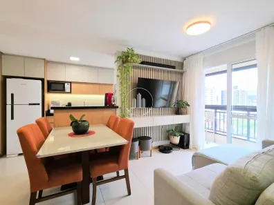 Apartamento com 2 Quartos à venda, 64m² no Barreiros, São José