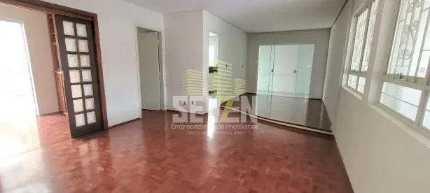 Casa com 3 Quartos à venda, 218m² no Madureira, Bauru